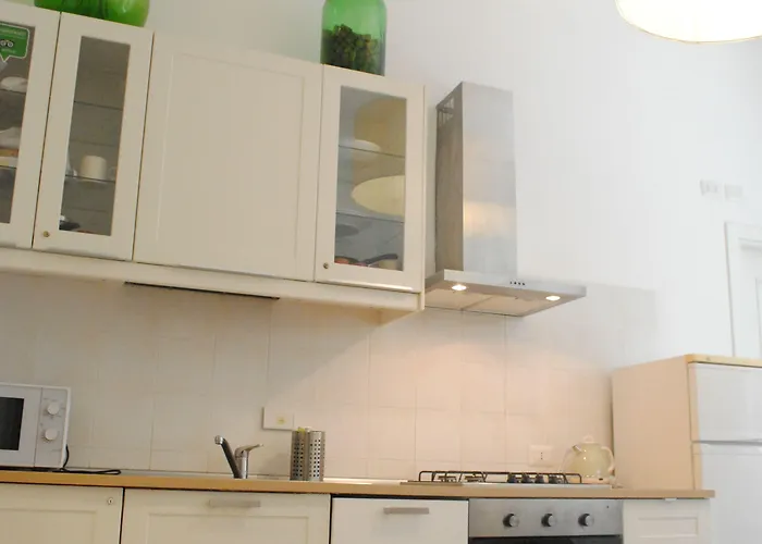 Lombardo לינה וארוחת בוקר 3*